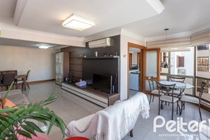 Apartamento à venda com 154m², 3 dormitórios, 1 suíte, 2 vagas, no bairro Tristeza em PORTO ALEGRE