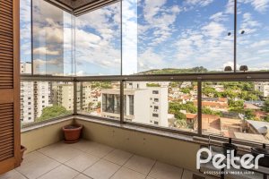 Apartamento à venda com 154m², 3 dormitórios, 1 suíte, 2 vagas, no bairro Tristeza em PORTO ALEGRE