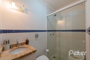 Casa em Condomínio à venda com 201m², 3 dormitórios, 1 suíte, 2 vagas, no bairro Tristeza em Porto Alegre