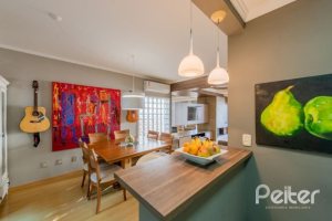 Casa em Condomínio à venda com 201m², 3 dormitórios, 1 suíte, 2 vagas, no bairro Tristeza em Porto Alegre