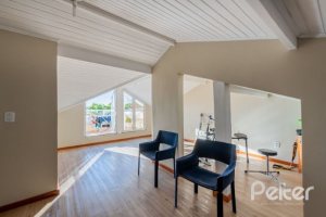 Casa em Condomínio à venda com 201m², 3 dormitórios, 1 suíte, 2 vagas, no bairro Tristeza em Porto Alegre