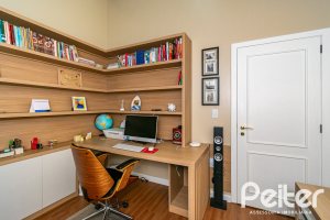 Casa à venda com 413m², 3 dormitórios, 3 suítes, 4 vagas, no bairro Sétimo Céu em Porto Alegre