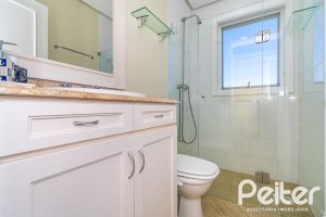Casa à venda com 413m², 3 dormitórios, 3 suítes, 4 vagas, no bairro Sétimo Céu em Porto Alegre