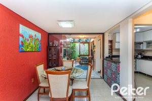 Casa em Condomínio à venda com 208m², 3 dormitórios, 1 suíte, 2 vagas, no bairro Tristeza em PORTO ALEGRE