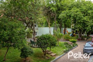 Casa em Condomínio à venda com 208m², 3 dormitórios, 1 suíte, 2 vagas, no bairro Tristeza em PORTO ALEGRE