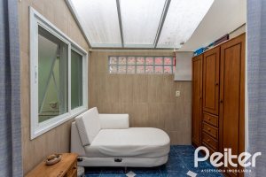 Casa em Condomínio à venda com 208m², 3 dormitórios, 1 suíte, 2 vagas, no bairro Tristeza em PORTO ALEGRE