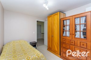 Casa em Condomínio à venda com 208m², 3 dormitórios, 1 suíte, 2 vagas, no bairro Tristeza em PORTO ALEGRE