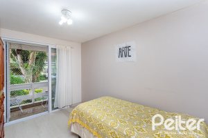 Casa em Condomínio à venda com 208m², 3 dormitórios, 1 suíte, 2 vagas, no bairro Tristeza em PORTO ALEGRE