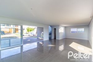 Casa em Condomínio à venda com 293m², 4 dormitórios, 4 suítes, 2 vagas, no bairro Alphaville em PORTO ALEGRE