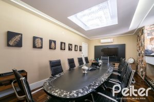  à venda, no bairro  em 