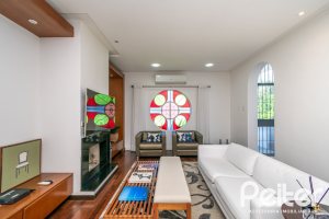 Casa à venda com 266m², 3 dormitórios, 2 suítes, 4 vagas, no bairro Jardim Isabel em Porto Alegre