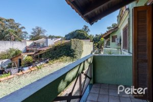 Casa em Condomínio à venda com 145m², 3 dormitórios, 1 suíte, 2 vagas, no bairro Ipanema em Porto Alegre