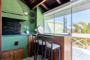 Casa em Condomínio à venda com 145m², 3 dormitórios, 1 suíte, 2 vagas, no bairro Ipanema em Porto Alegre