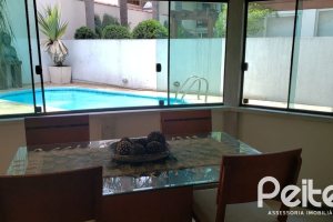 Casa em Condomínio à venda com 300m², 3 dormitórios, 3 suítes, 3 vagas, no bairro Ipanema em Porto Alegre