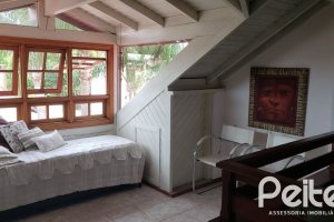 Casa em Condomínio à venda com 300m², 3 dormitórios, 3 suítes, 3 vagas, no bairro Ipanema em Porto Alegre