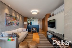 Cobertura à venda com 196m², 3 dormitórios, 1 suíte, 2 vagas, no bairro Tristeza em Porto Alegre