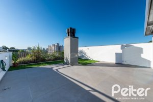 Cobertura à venda com 196m², 3 dormitórios, 1 suíte, 2 vagas, no bairro Tristeza em Porto Alegre