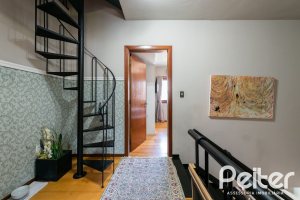 Casa em Condomínio à venda com 233m², 3 dormitórios, 1 suíte, 5 vagas, no bairro Ipanema em Porto Alegre