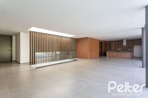 Casa em Condomínio à venda com 434m², 4 dormitórios, 4 suítes, 6 vagas, no bairro Terra Ville em PORTO ALEGRE