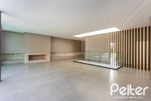 Casa em Condomínio à venda com 434m², 4 dormitórios, 4 suítes, 6 vagas, no bairro Terra Ville em PORTO ALEGRE