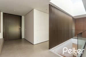 Casa em Condomínio à venda com 434m², 4 dormitórios, 4 suítes, 6 vagas, no bairro Terra Ville em PORTO ALEGRE