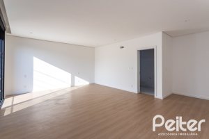 Casa em Condomínio à venda com 434m², 4 dormitórios, 4 suítes, 6 vagas, no bairro Terra Ville em PORTO ALEGRE