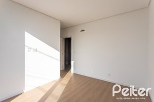 Casa em Condomínio à venda com 434m², 4 dormitórios, 4 suítes, 6 vagas, no bairro Terra Ville em PORTO ALEGRE