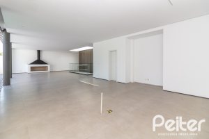 Casa em Condomínio à venda com 434m², 4 dormitórios, 4 suítes, 6 vagas, no bairro Terra Ville em PORTO ALEGRE