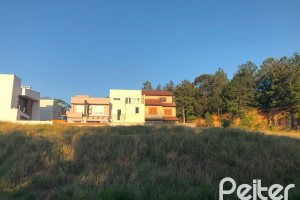 Terreno à venda com 185m², no bairro Espírito Santo em Porto Alegre