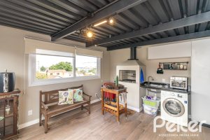 Casa em Condomínio à venda com 190m², 3 dormitórios, 3 suítes, 2 vagas, no bairro Tristeza em Porto Alegre