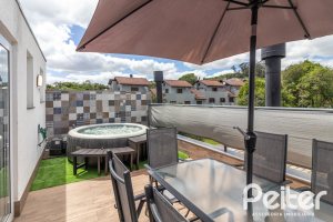 Casa em Condomínio à venda com 190m², 3 dormitórios, 3 suítes, 2 vagas, no bairro Tristeza em Porto Alegre