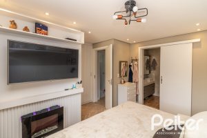 Casa em Condomínio à venda com 190m², 3 dormitórios, 3 suítes, 2 vagas, no bairro Tristeza em Porto Alegre