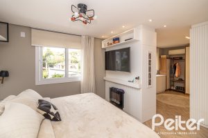 Casa em Condomínio à venda com 190m², 3 dormitórios, 3 suítes, 2 vagas, no bairro Tristeza em Porto Alegre