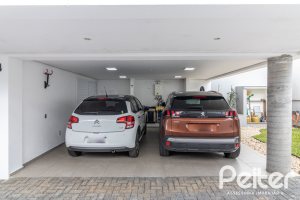 Casa em Condomínio à venda com 190m², 3 dormitórios, 3 suítes, 2 vagas, no bairro Tristeza em Porto Alegre