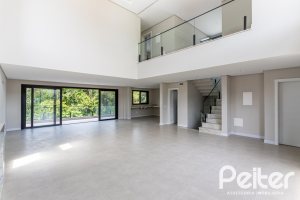 Casa em Condomínio à venda com 380m², 4 dormitórios, 4 suítes, 3 vagas, no bairro Alphaville em PORTO ALEGRE