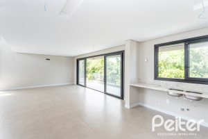 Casa em Condomínio à venda com 380m², 4 dormitórios, 4 suítes, 3 vagas, no bairro Alphaville em PORTO ALEGRE