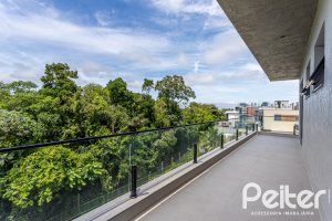 Casa em Condomínio à venda com 380m², 4 dormitórios, 4 suítes, 3 vagas, no bairro Alphaville em PORTO ALEGRE