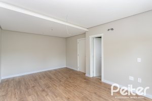 Casa em Condomínio à venda com 380m², 4 dormitórios, 4 suítes, 3 vagas, no bairro Alphaville em PORTO ALEGRE