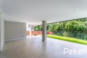 Casa em Condomínio à venda com 380m², 4 dormitórios, 4 suítes, 3 vagas, no bairro Alphaville em PORTO ALEGRE