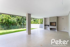 Casa em Condomínio à venda com 380m², 4 dormitórios, 4 suítes, 3 vagas, no bairro Alphaville em PORTO ALEGRE