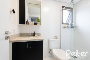 Apartamento à venda com 94m², 3 dormitórios, 1 suíte, 2 vagas, no bairro Ipanema em Porto Alegre