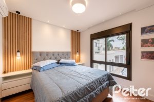 Apartamento à venda com 94m², 3 dormitórios, 1 suíte, 2 vagas, no bairro Ipanema em Porto Alegre