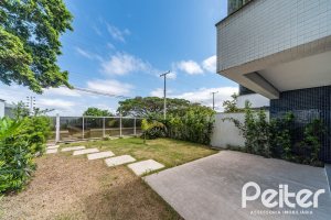 Apartamento Garden à venda com 181m², 3 dormitórios, 3 suítes, 4 vagas, no bairro Vila Assunção em Porto Alegre