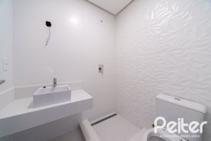 Cobertura à venda com 318m², 3 dormitórios, 3 suítes, 4 vagas, no bairro Vila Assunção em Porto Alegre