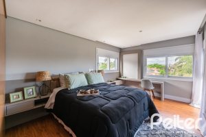 Cobertura à venda com 318m², 3 dormitórios, 3 suítes, 4 vagas, no bairro Vila Assunção em Porto Alegre