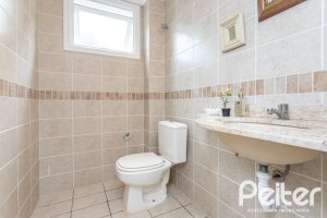 Casa em Condomínio à venda com 223m², 3 dormitórios, 1 suíte, 2 vagas, no bairro Jardim Isabel em Porto Alegre