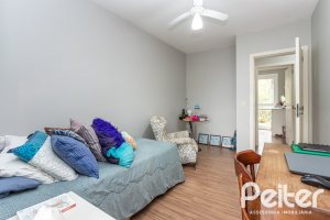 Casa em Condomínio à venda com 223m², 3 dormitórios, 1 suíte, 2 vagas, no bairro Jardim Isabel em Porto Alegre