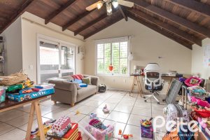 Casa em Condomínio à venda com 223m², 3 dormitórios, 1 suíte, 2 vagas, no bairro Jardim Isabel em Porto Alegre