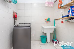 Casa em Condomínio à venda com 223m², 3 dormitórios, 1 suíte, 2 vagas, no bairro Jardim Isabel em Porto Alegre