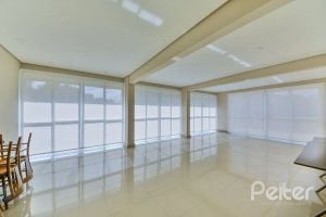 Apartamento à venda com 102m², 3 dormitórios, 1 suíte, 2 vagas, no bairro Tristeza em Porto Alegre